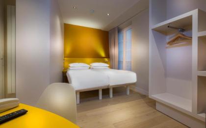 Hotel Andr - image 10
