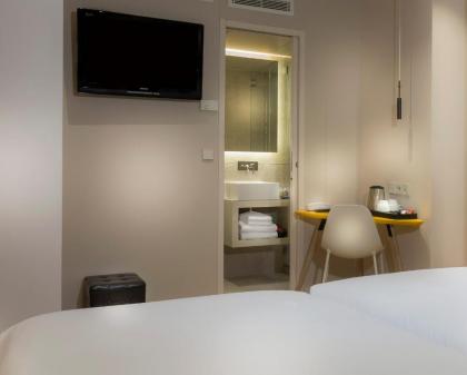 Hotel Andr - image 16