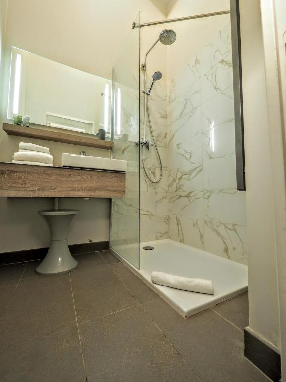 Molière ChicSuites - image 2