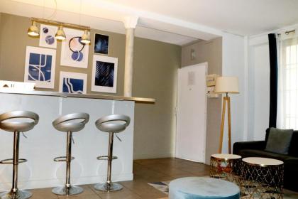 Temple Apartments Paris - image 19