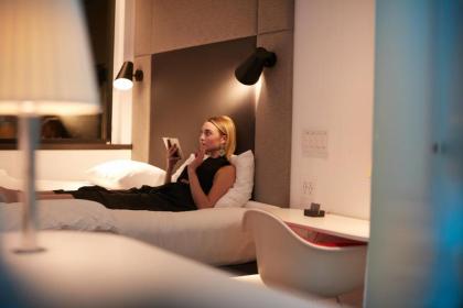citizenM Paris Gare de Lyon - image 4