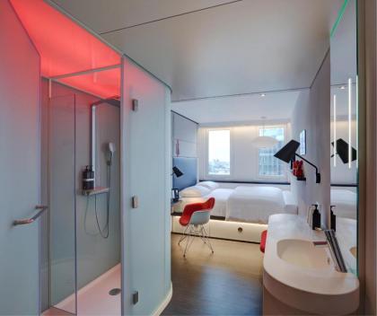 citizenM Paris Gare de Lyon - image 6
