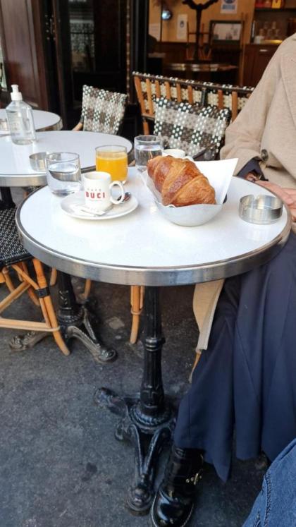 42-LUXURY FLAT - image 23