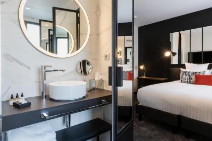 Laz' Hotel Spa Urbain Paris - image 16