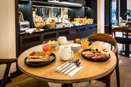 Laz' Hotel Spa Urbain Paris - image 6