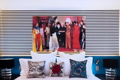 Hôtel Dress Code - image 12