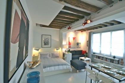 Gallery - image 1