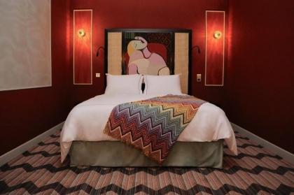 Mom'Art Hotel - image 2