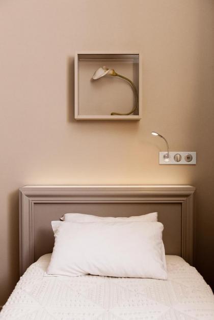 Hotel Bonaparte - image 11