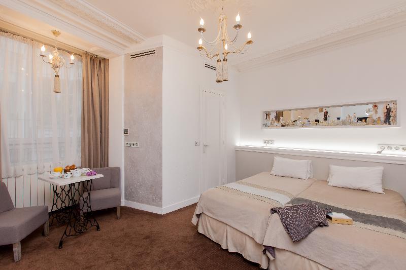 Hotel Bonaparte - image 4