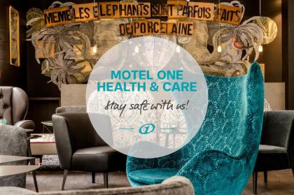 Motel One Paris-Porte Dorée - image 1