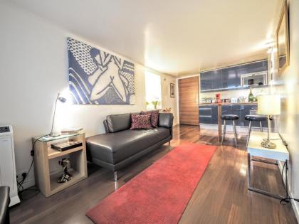 Louvre Bourbon ChicSuites - image 14