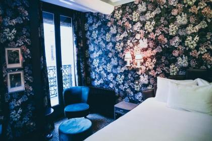 La Mondaine - image 2