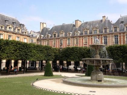 New chic flat : Le Marais - Place des Vosges - image 2