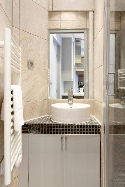 Apartment Opéra / Galeries Lafayette - image 4