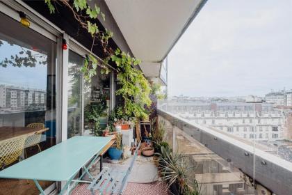 Veeve - Home Comforts by the Eiffel Tower - image 21