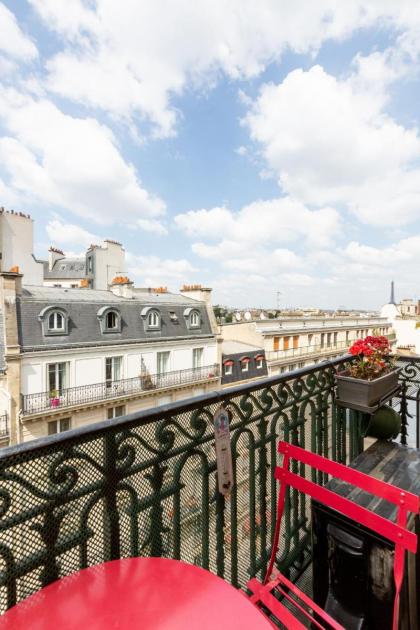 Veeve - Balcony Bliss - image 9