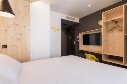 Urban Bivouac Hotel - image 17