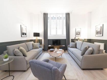 LivinParis - Luxury 3 Bedrooms République I - image 2