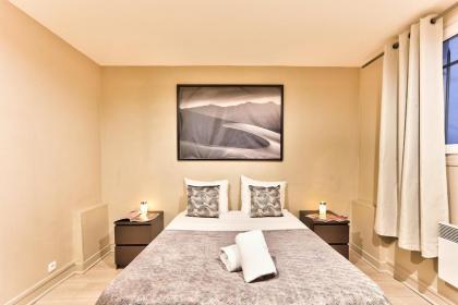 06 - Designed Flat Paris Grands Boulevards - image 22