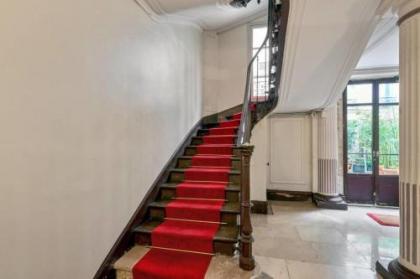 Cosy flat for 2 people near Pigalle - image 13