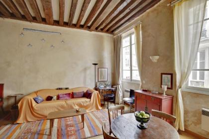 Marais-Rue des Rosiers ID 24 - image 1