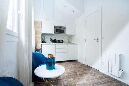 Dreamyflat - Abbesses - image 10