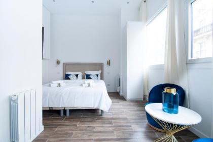 Dreamyflat - Abbesses - image 12
