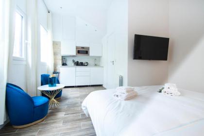 Dreamyflat - Abbesses - image 13