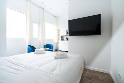 Dreamyflat - Abbesses - image 3