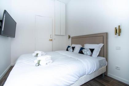 Dreamyflat - Abbesses - image 9