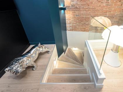 Exclusive Loft in Le Marais with AC - image 2
