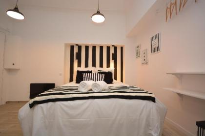 Edwin Suites - image 8