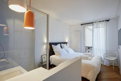 RESIDENCES HARCOURT - Ile Saint Louis - PARIS - image 14