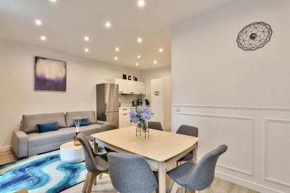 24 - Luxury Home in Paris Montorgueil - image 19