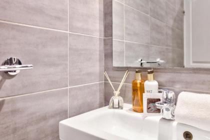 23 - Pretty Parisian Flat in Montorgueil - image 14
