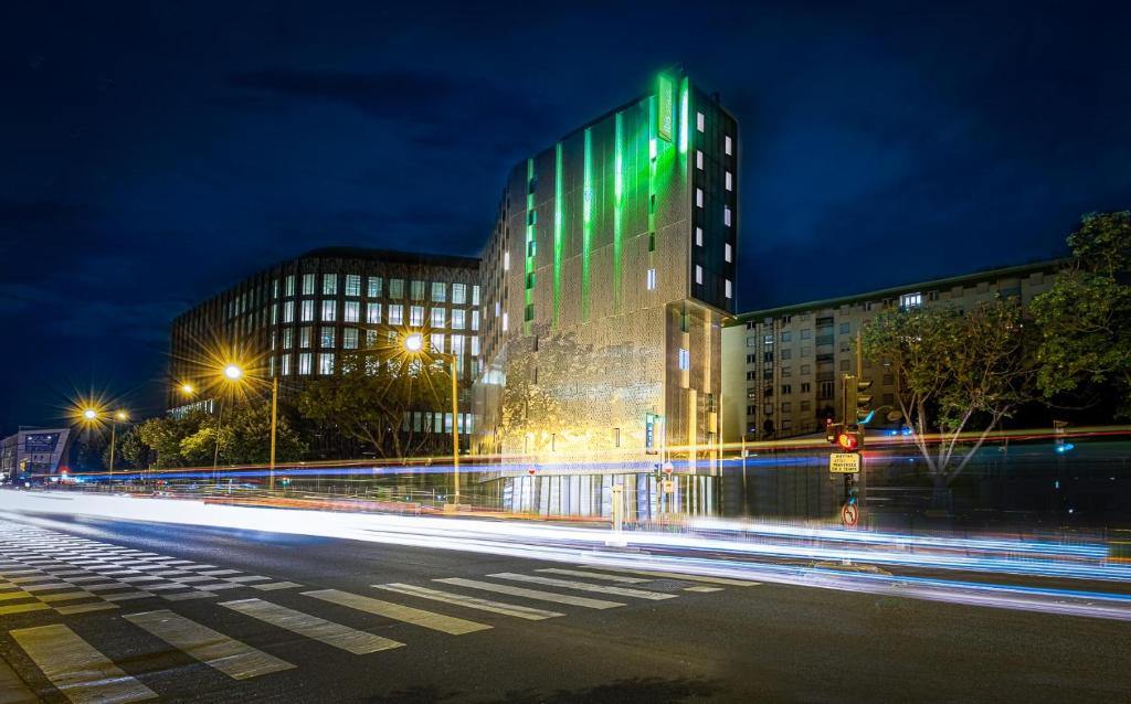ibis Styles Paris Meteor Avenue d'Italie - image 2