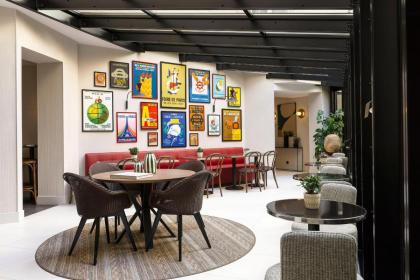 Hôtel Moderniste - image 28
