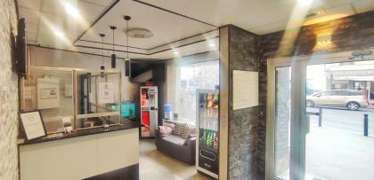 Hotel Moderne - image 12