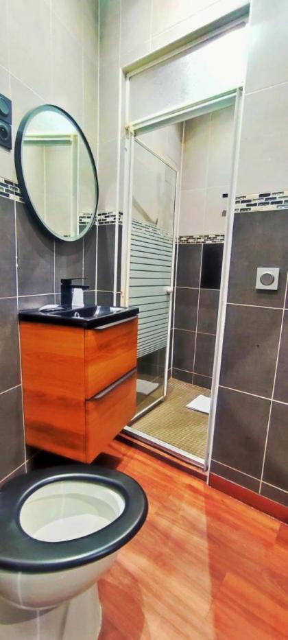 Hotel Moderne - image 15