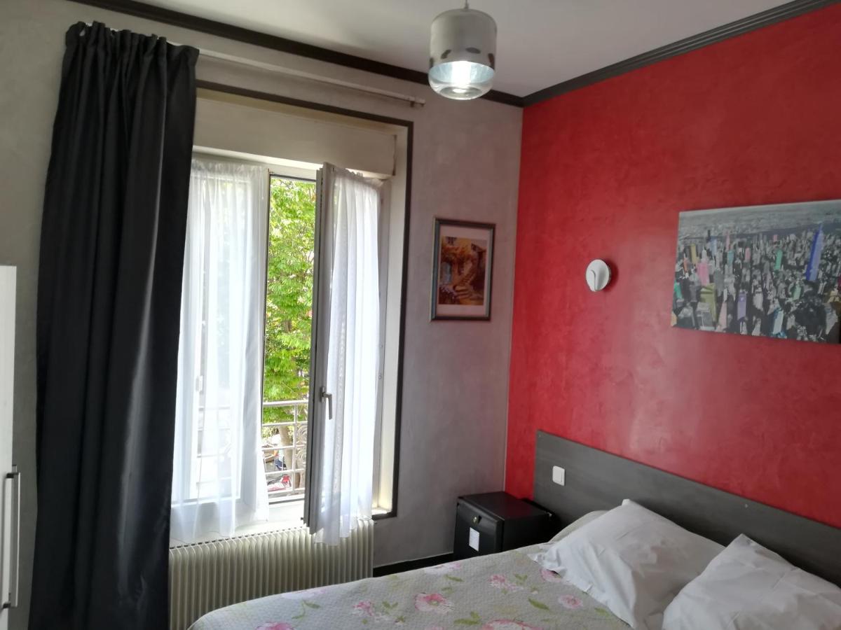Hotel Moderne - image 4