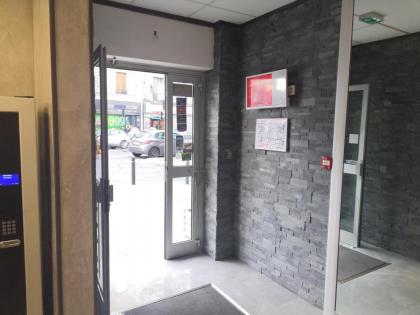 Hotel Moderne - image 7