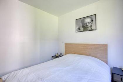Magnificent Studio Near The Canal De L'ourcq - image 10