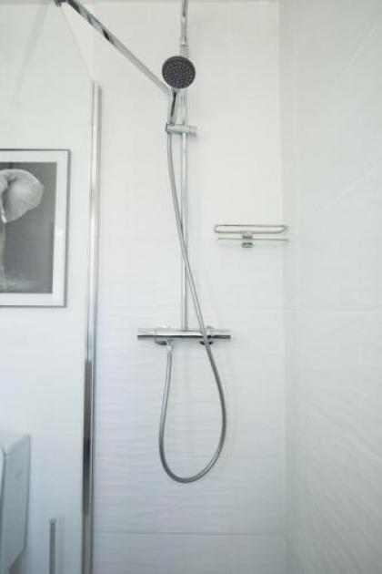 Magnificent Studio Near The Canal De L'ourcq - image 14