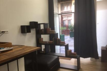 Superb apt in the heart of Paris - image 4