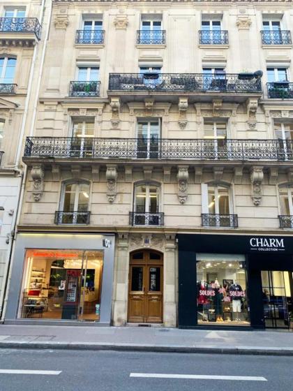 90 - Karl Lagerfeld Lafayette - image 19