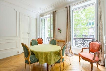 Veeve - By Boulevard Saint Germain - image 10