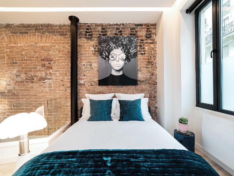 Exclusive Loft in Le Marais - image 6