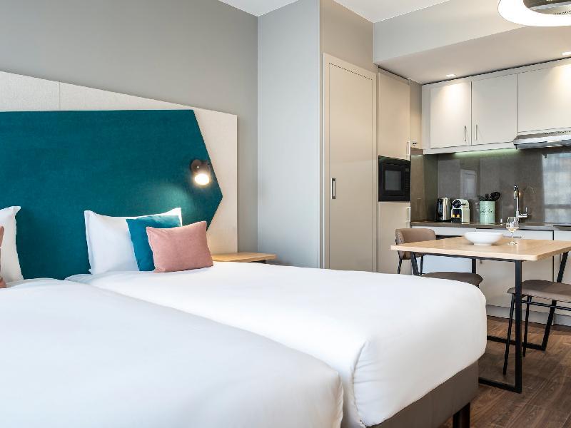 Aparthotel Adagio Paris Nation - image 3