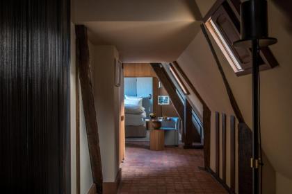 Cour des Vosges - image 3